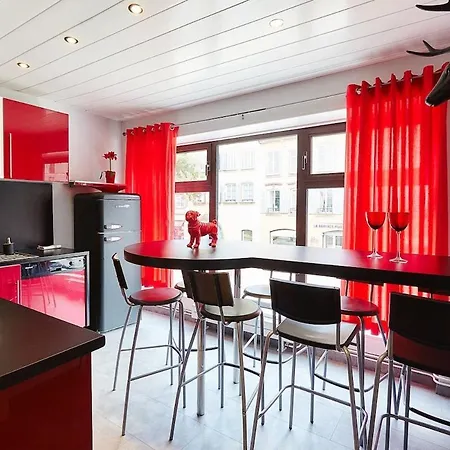 Cozy And Stylish With A-c In Center! Apartment *