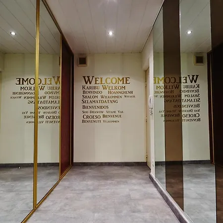 Cozy And Stylish With A-c In Center! Апартаменты